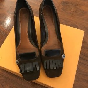 COLE HAAN SUEDE HEELS (Brown)
